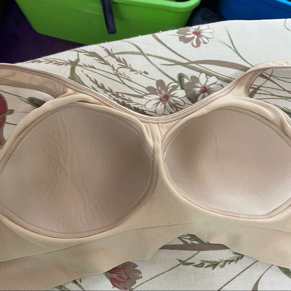 Bali Comfort Revolution ComfortFit 3488/b488 Seamless Wireless Full Coverage Bra - Picture 5 of 8